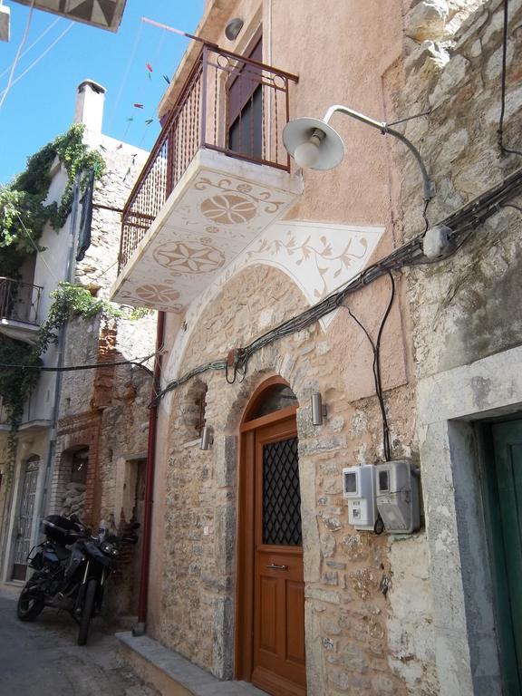 Traditional Guest House Chrisyis Pyrgi  객실 사진